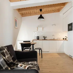 Modrzejewskiej Apartman